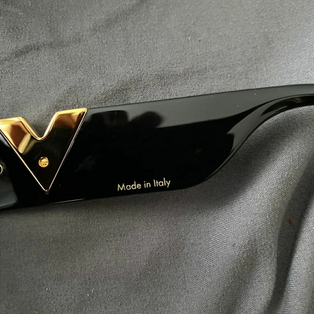 Sunglass - Picture 8 of 12